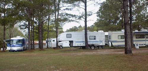 RV on Campground RV on Campground